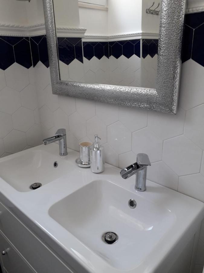 אוריה Casa Vacanze Vico Verona 7 מראה חיצוני תמונה